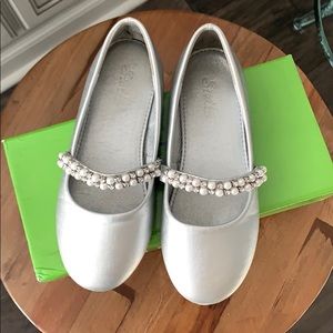 Girls slip on dress shoes!